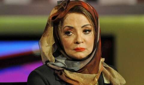 بعد ظهورها بشعر مكشوف في “شهور العدة”.. حملة هجوم على شهيرة وابنتها ترد