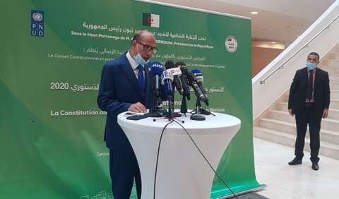رئيس المجلس الدستوري كمال فنيش : المجلس سيعلن النتائج النهائية للاستفتاء في غضون 10 أيام