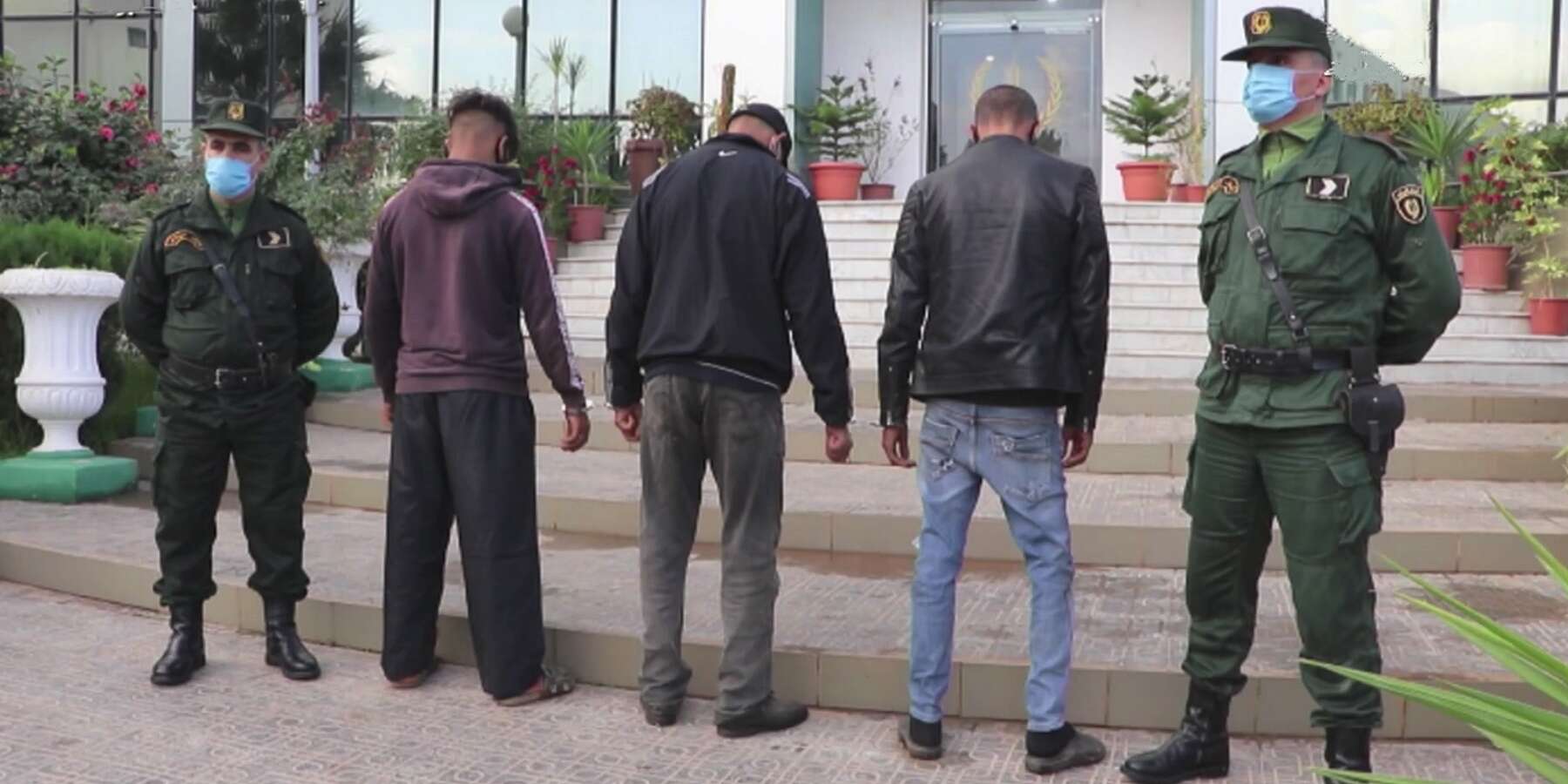 الدرك الوطني يوقف ثلاثة أشخاص بتيبازة يشبته ضلوعهم في حرائق الغابات الأخيرة