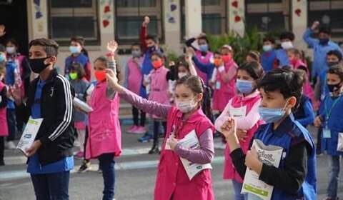 توزيع 40 ألف طرد وقائي من فيروس كوفيد-19 على المدارس