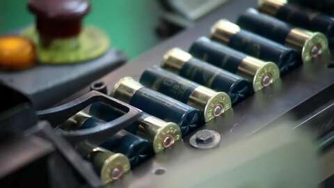 فيما تم توقيف مشتبه فيه.. حجز 1445 خرطوشة بأم البواقي