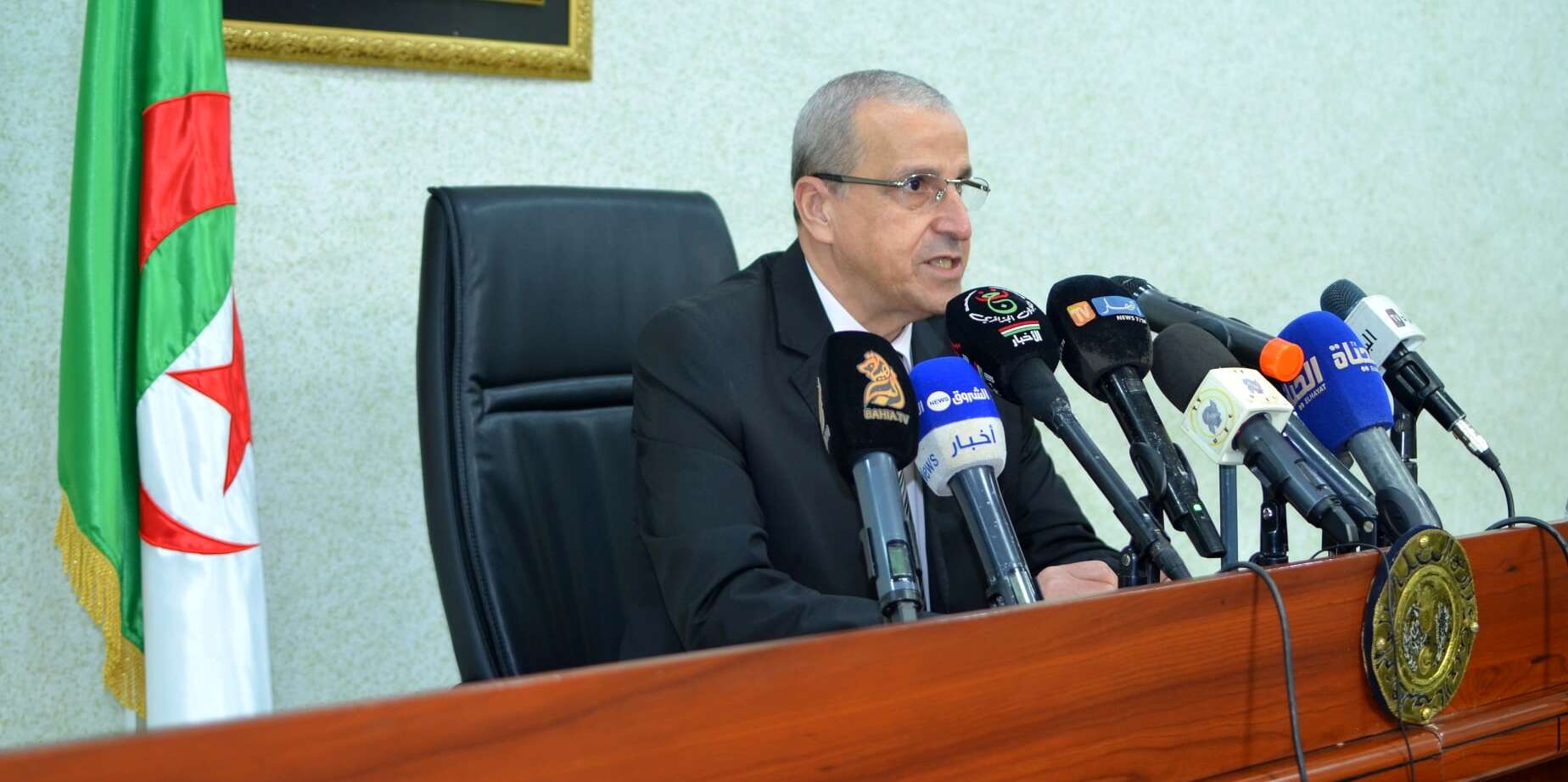 بن زيان يفتح ملف غياب الأمن بالجامعات.. اعتراف بصعوبة تعميم التعليم عن بعد وحلول لمواجهة ذلك