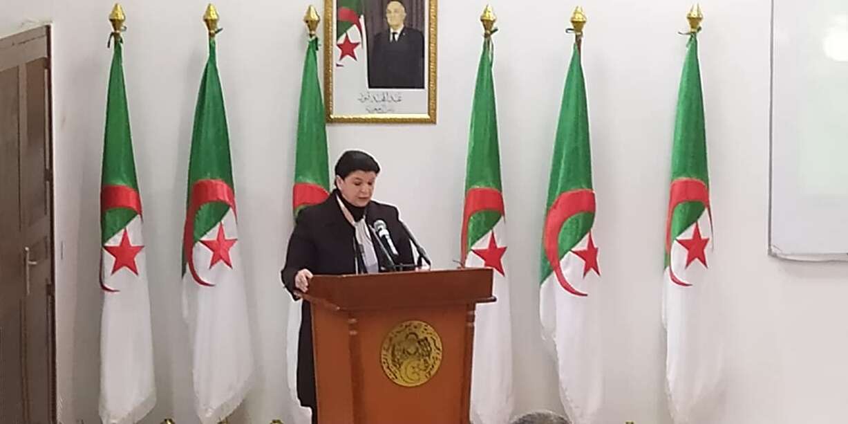 وزيرة التكوين والتعليم المهنيين هيام بن فريحة: جمعيات ثقافية ورياضية للتكفل بسكان مناطق الظل