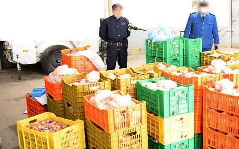 إجهاض عملية تسويق 900 كلغ من الدجاج الفاسد بالبيض