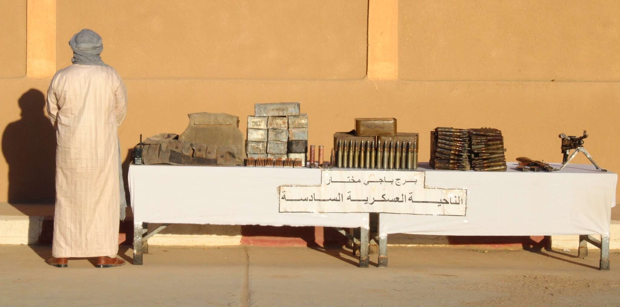 فيما تم حجز حجز أزيد من 12 قنطار مخدرات خلال أسبوع.. إرهابي يسلم نفسه في تمنراست