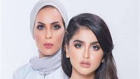 انهارت من البكاء.. حلا الترك ترفع قضية على والدتها