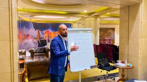 الكاتب الجزائري يوسف بعلوج يقدم ورشة مع الحي الثقافي كتارا