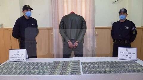 حجز 109ورقة نقدية من فئة 100دولار بالوادي
