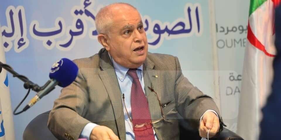 عطار: الجزائر متأخرة جدا في الصناعة البيتروكيميائية.. تعليق استيراد البنزين خلال 2021