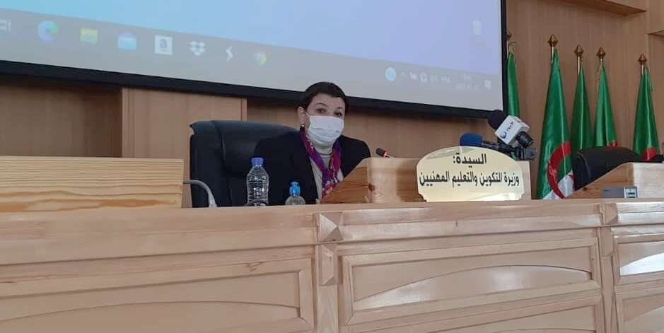 الوزير الأول يوافق على الترقيات الاستثنائية لأساتذة التكوين المهني