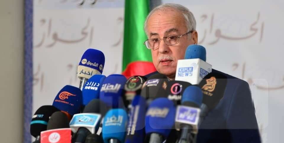 كريم يونس:” نعمل على ترسيخ المواطنة ومحاربة البيروقراطية