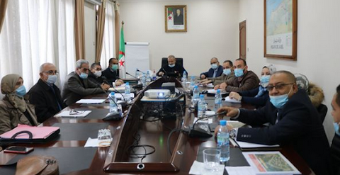 جيجل: الوالي يطالب بالتكفل بانشغالات سكان العوانة
