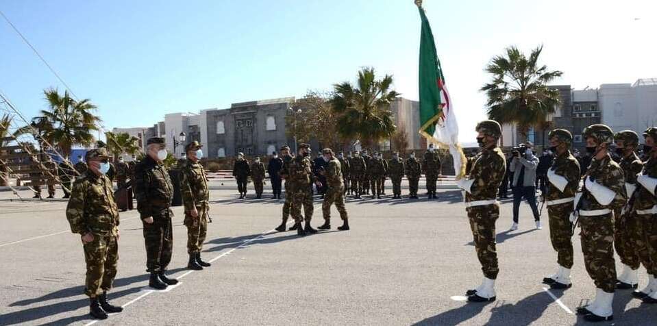 قائد الناحية العسكرية الخامسة اللواء حمبلي  يشرف على تنصيب قائد الواجهة البحرية الشرقية