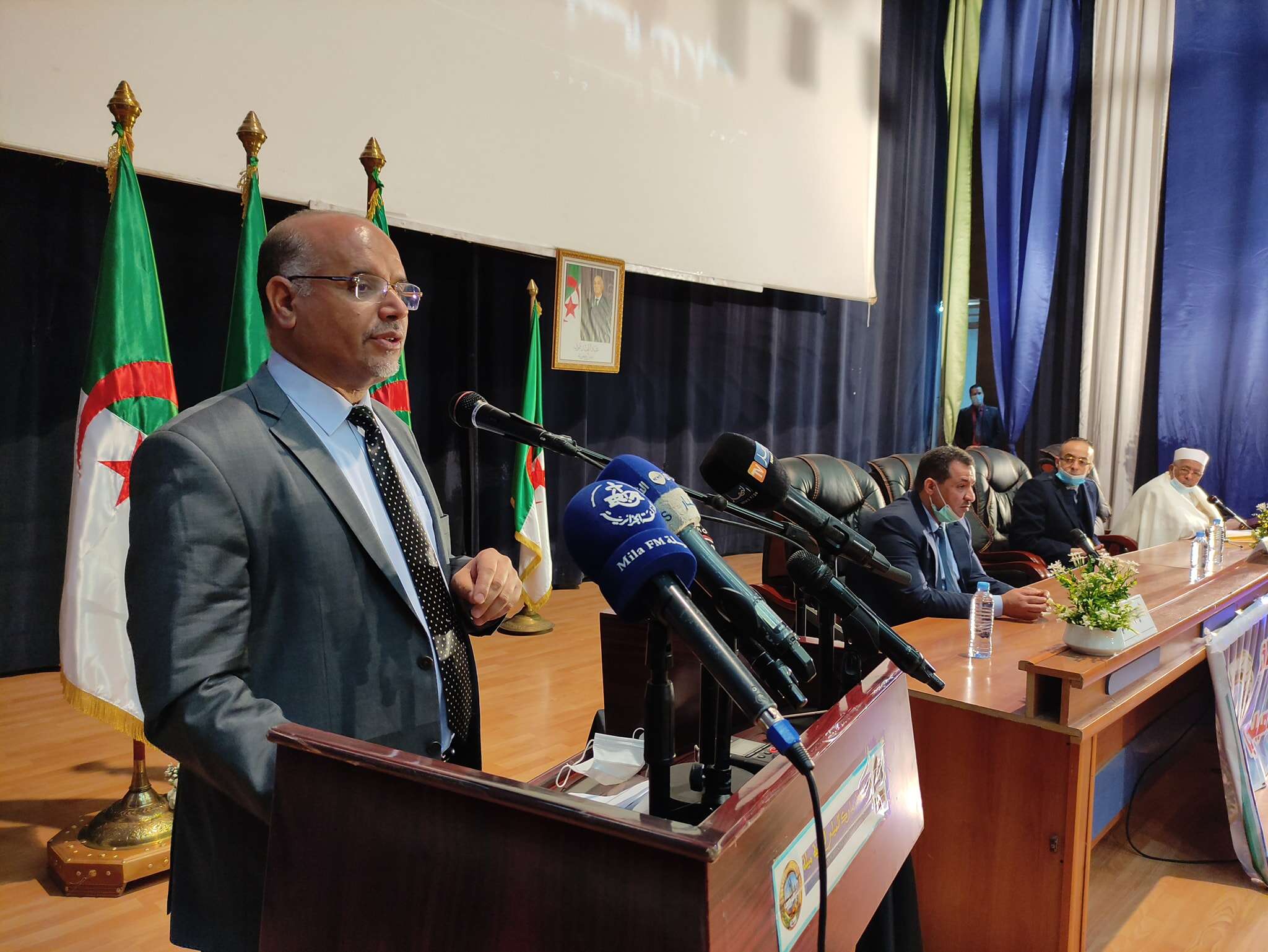 مستشار الرئيس عيسى بلخضر: الدولة تعمل على محاربة الفساد في هذه المرحلة