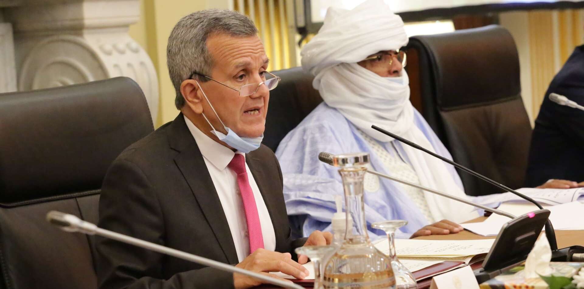 بن بوزيد يعلن عن وضع أرضية رقمية لمراقبة الآثار الجانبية للقاح