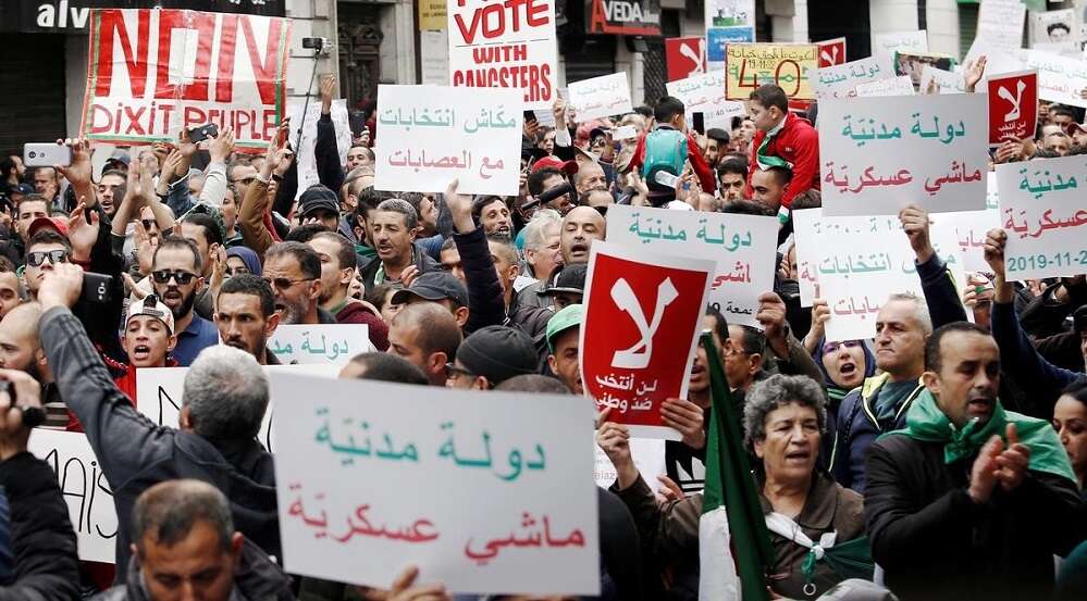 الأفافاس : “الشعار الموجه ضد الجيش زُج به مكرا في الحراك”