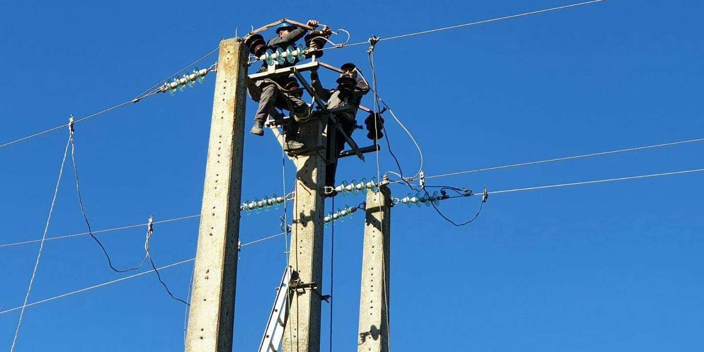 بشار.. مشروع لتحسـين خـــدمات الكهـربـاء