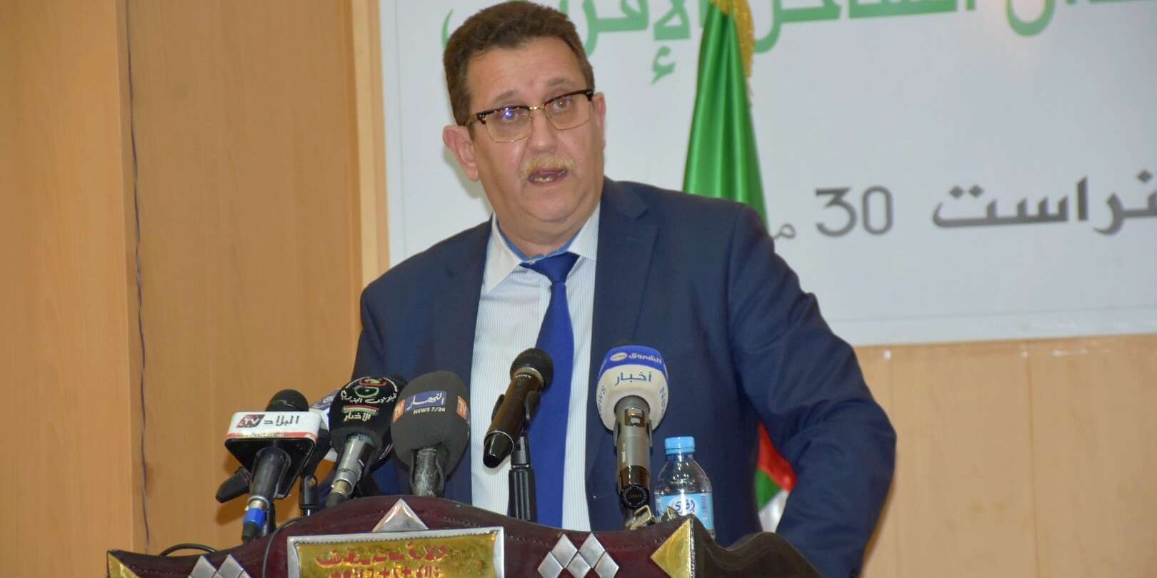 حمداني: نسعى لتوفير مداخيل بالجنوب بدعم المبادلات التجارية والمقايضة مع دول الجوار  