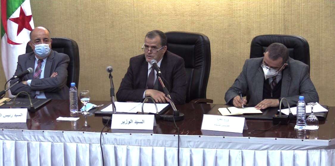 رزيق: العمل على محاربة المتدخلين الطفيليين الذين يتسببون في المضاربة وارتفاع الأسعار