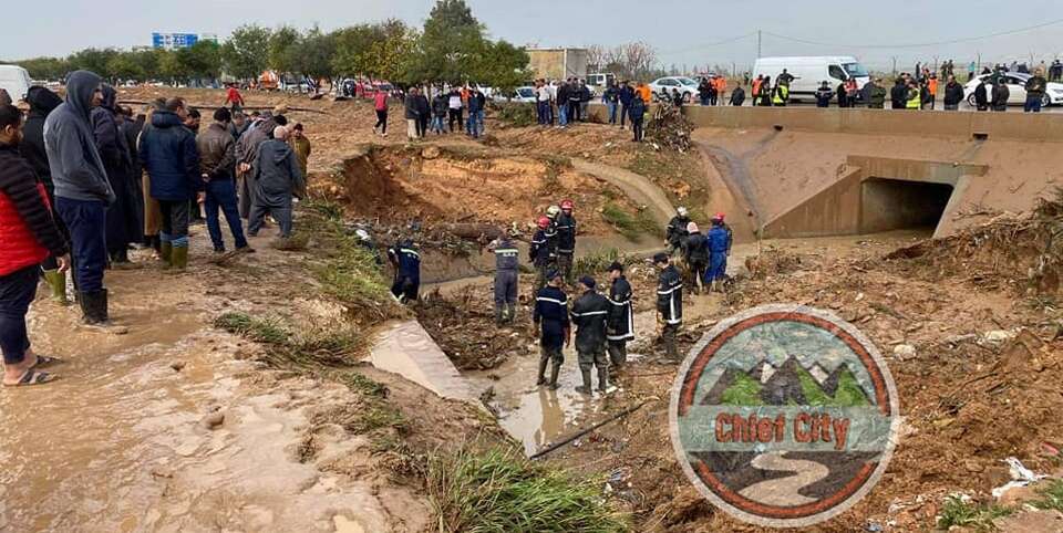 أمطار طوفانية تسبب “كارثة” في الشلف.. تبون يكلف وفدا وزاريا بالتوجه فورا لمعاينة الخسائر والتكفل بالمتضررين