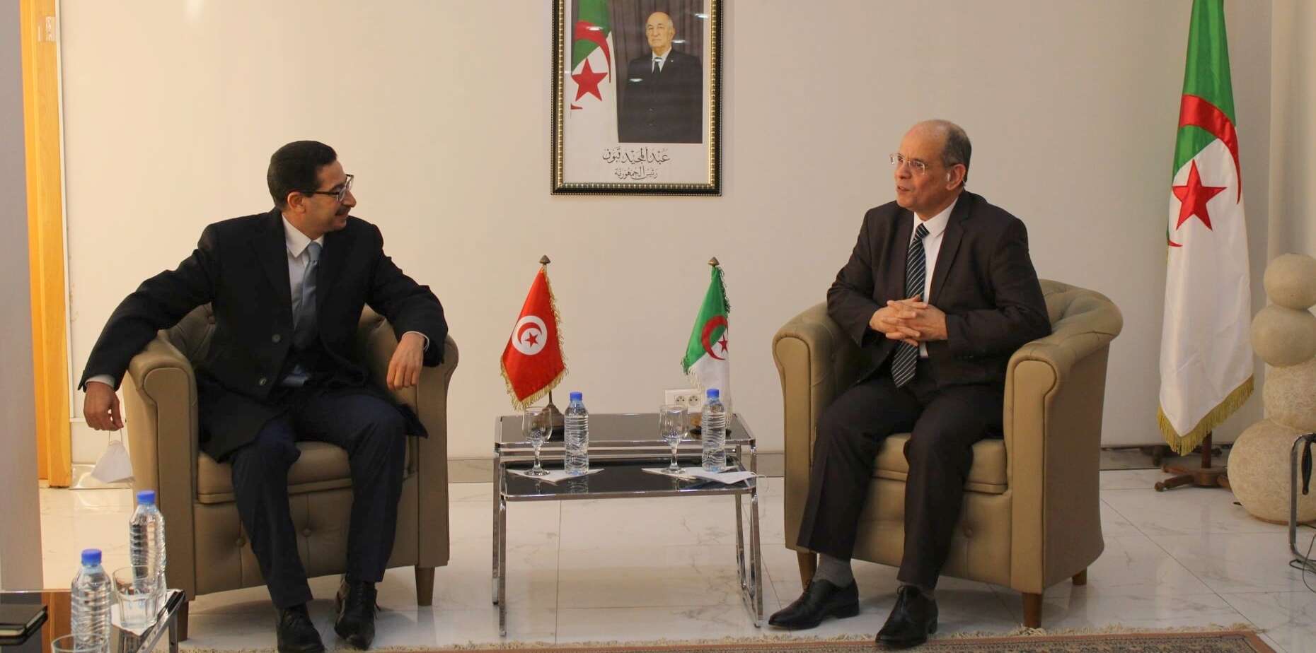 وزير الصناعة يبحث مع سفير تونس بالجزائر تعزيز التعاون الصناعي الثنائي