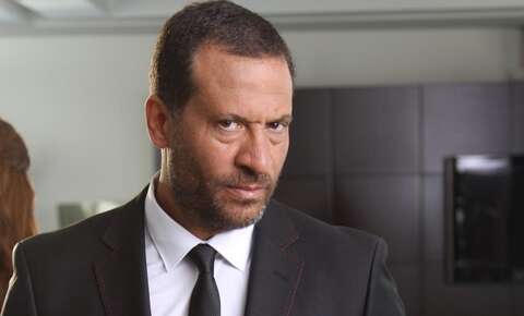 فيروس كورونا يجتاح منزل ماجد المصري.. إصابة ابنه وزوجته