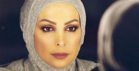 أمل حجازي: “أخذ منك الدم والروح واللقمة والكرامة”