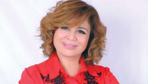 إلهام شاهين: تعرضت للخيانة الزوجية من “زميلة” وأعاني من الاكتئاب