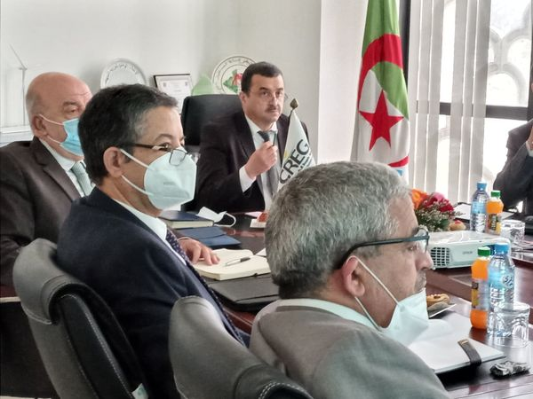 عرقاب يجتمع بلجنة ضبط الكهرباء والغاز
