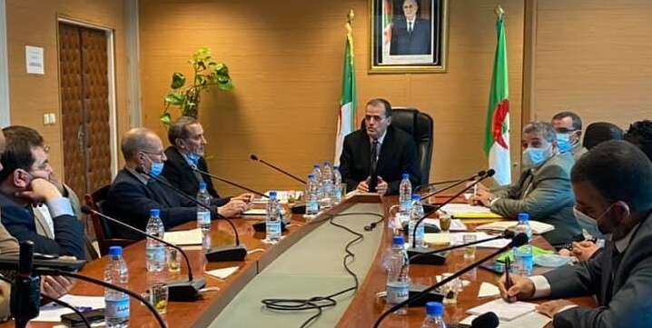 رزيق يدعو المدراء الولائيين للالتزام باستحداث الأسواق