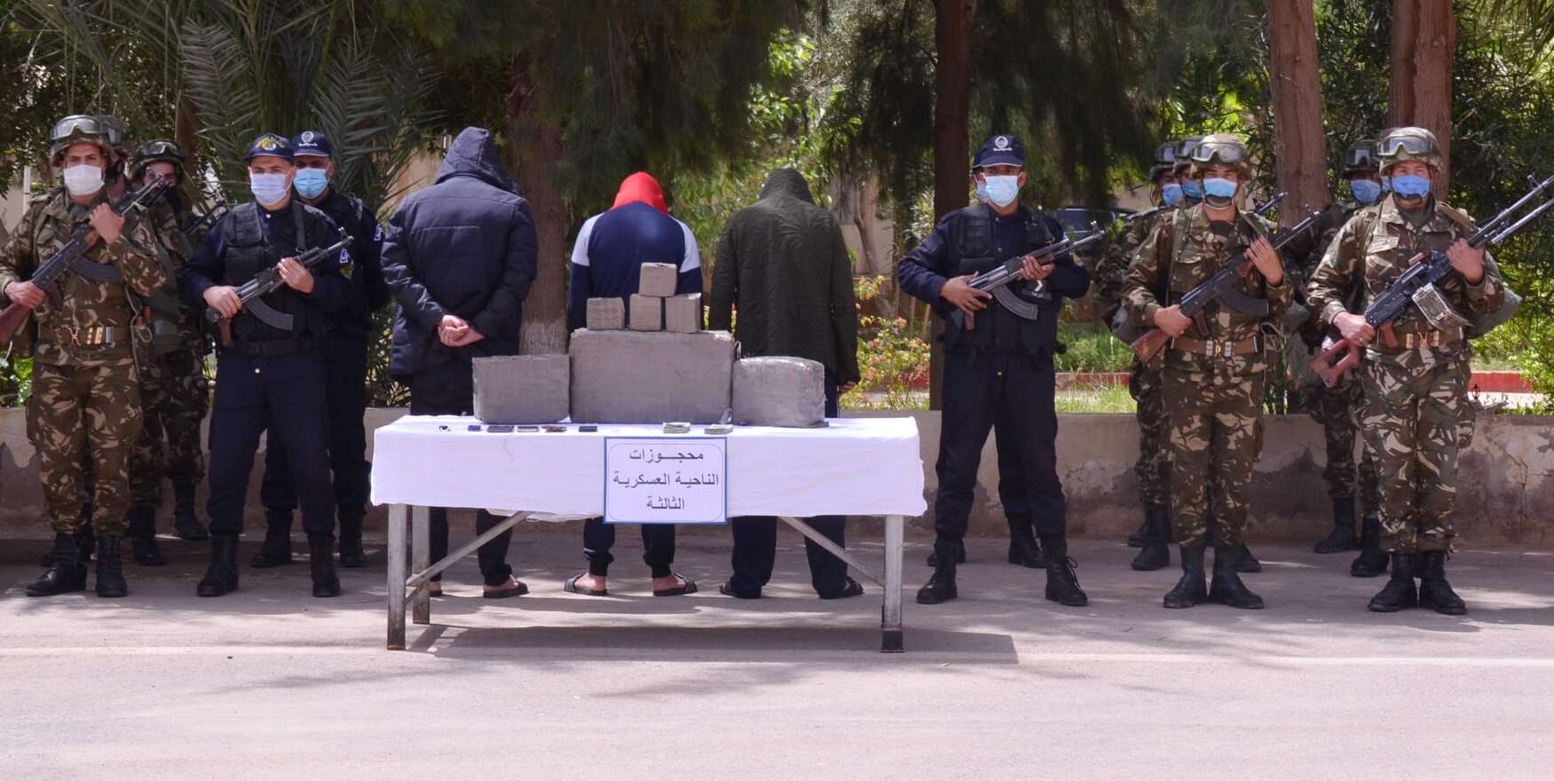 كشف وتدمير 15 مخبأ وتوقيف 6 عناصر دعم للارهاب.. توقيف 40 تاجر مخدرات وحجز أزيد من 24 قنطار من “الكيف المغربي”