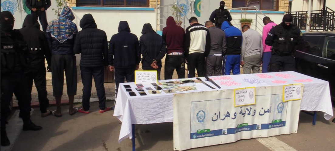 وهران: توقيف 11 شخصا ضمن شبكة منظمة لتهريب المؤثرات العقلية