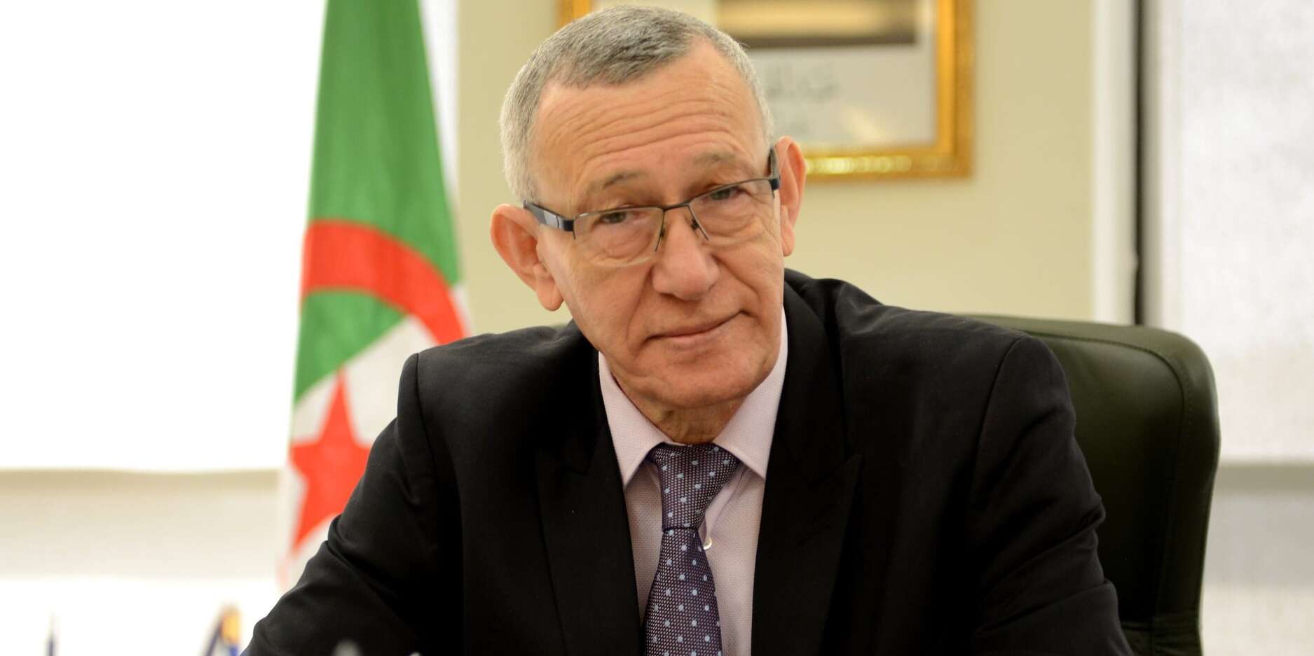الإقبال الكبير للشباب على الترشح فاجأ أعداء الجزائر وأخلط حساباتهم.. مصالح الأمن مجندة لإفشال الثورة المضادة لبقايا العصابة