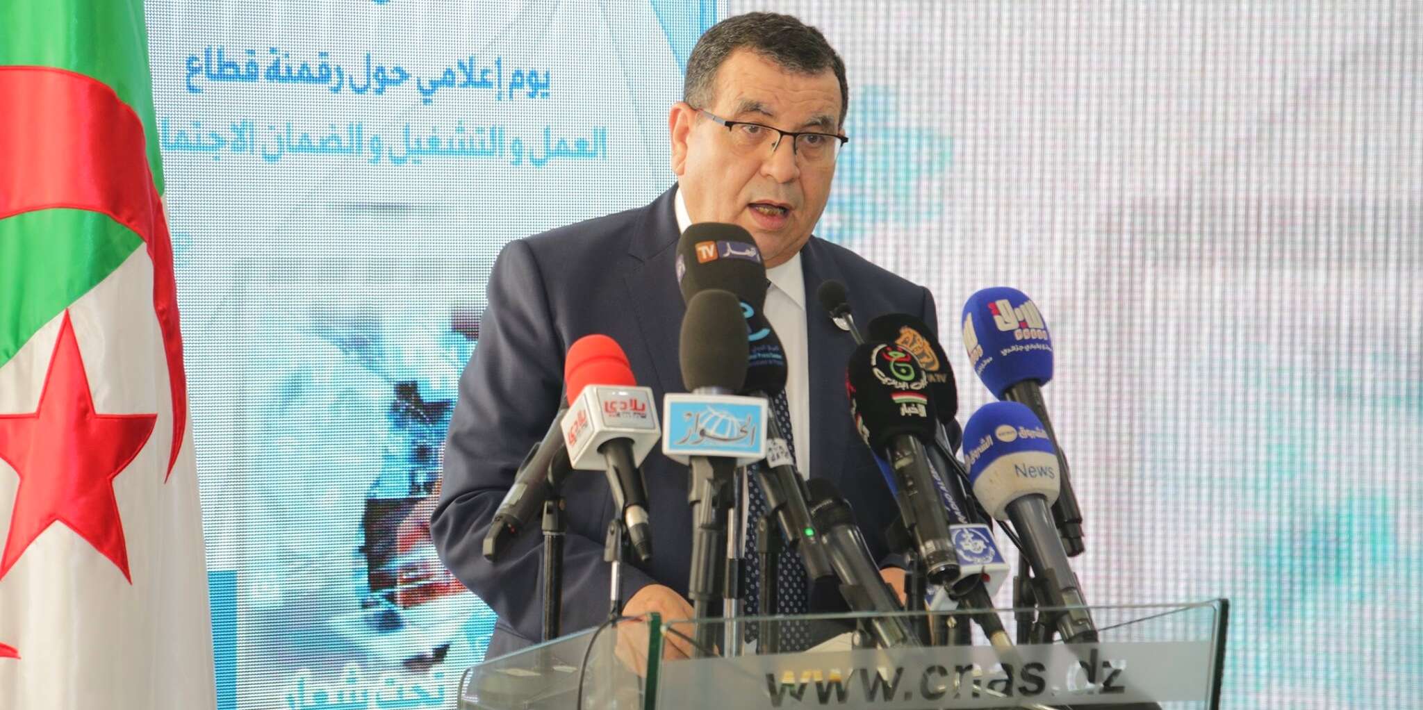 الهاشمي جعبوب: وضع حيز الخدمة 36 منصة رقمية لضمان 118 خدمة إلكترونية