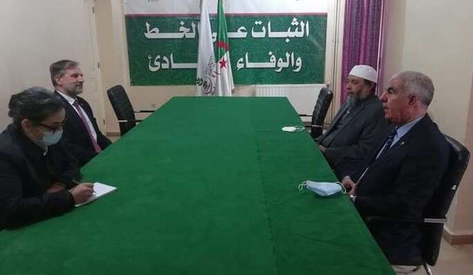 جاب الله يستقبل سفير الاتحاد الأوروبي بالجزائر  