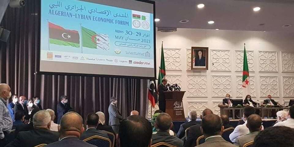 وزير الاقتصاد الليبي يدعو إلى إنشاء منطقة تجارية حرة مع الجزائر
