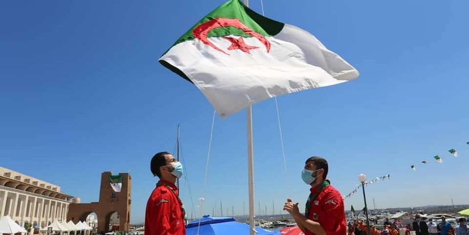 الكشافة الإسلامية الجزائرية تدعو إلى إشراك الشباب بقوة في مواجهة التحديات الراهنة