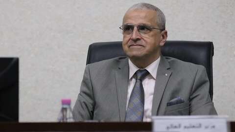 بن زيان: “تحيين برامج تكوين تكنولوجيات الاتصالات السلكية واللاسلكية”