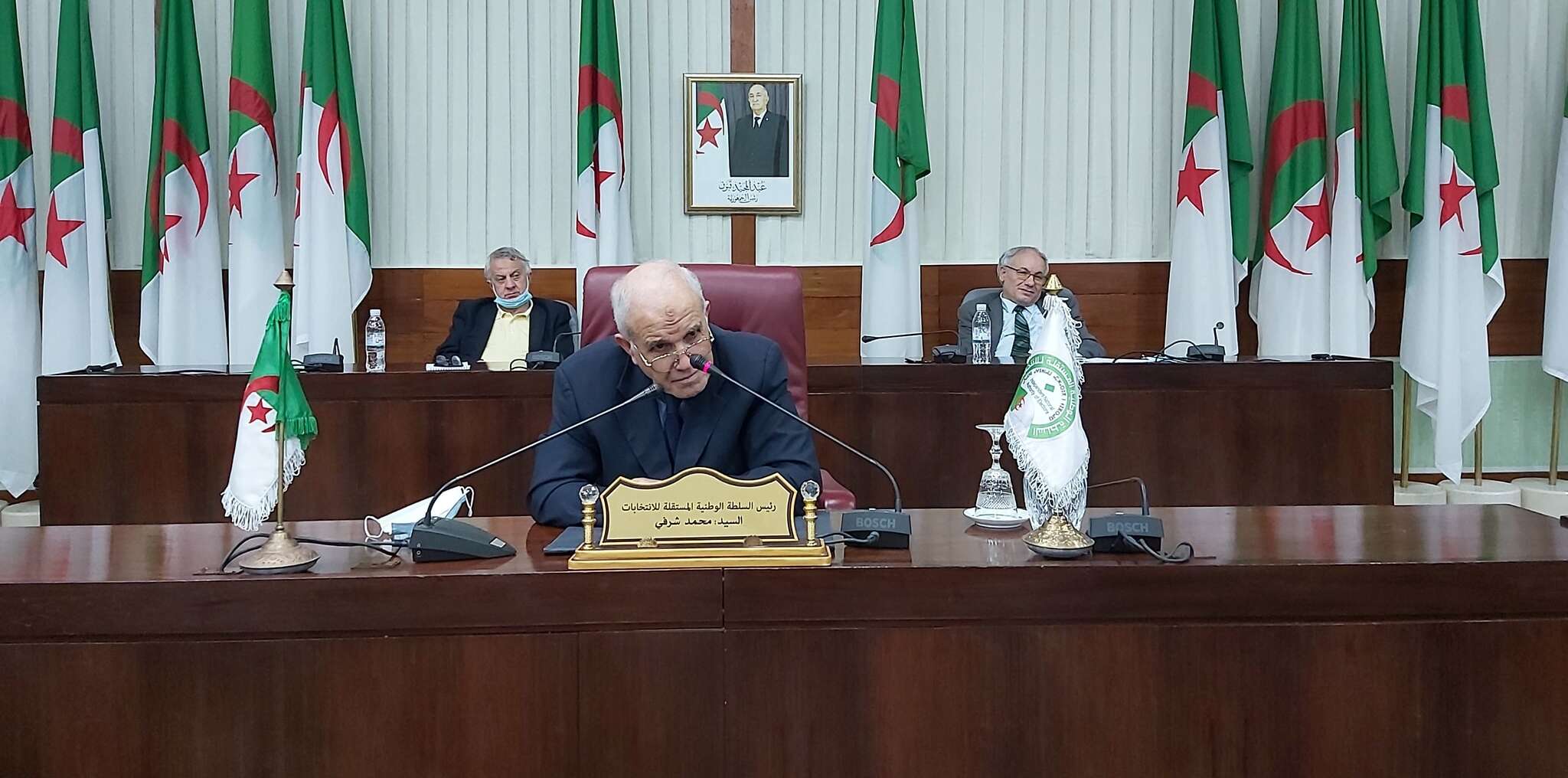 الشروع في إعداد آليات توفير دعم الدولة للشباب المترشحين الأحرار