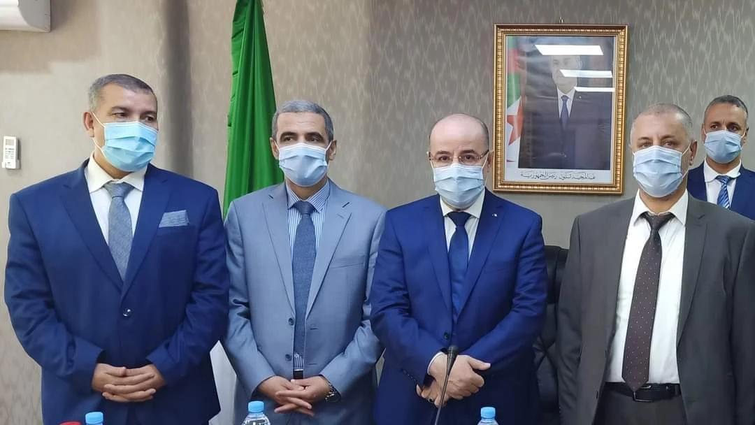 بلمهدي يلتقي بإطارات وموظفي وزارة الشؤون الدينية بمناسبة العيد