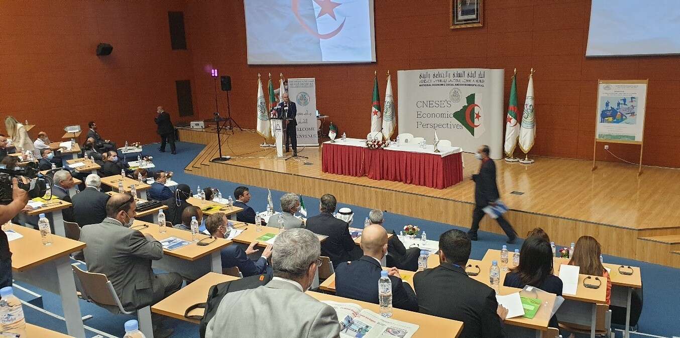 دعوات إلى مراجعة قوانين الصرف وتحرير حركة رؤوس الأموال..  مختصون يقترحون  إنشاء مؤسسات مالية جديدة وتشجيع فتح بنوك خاصة