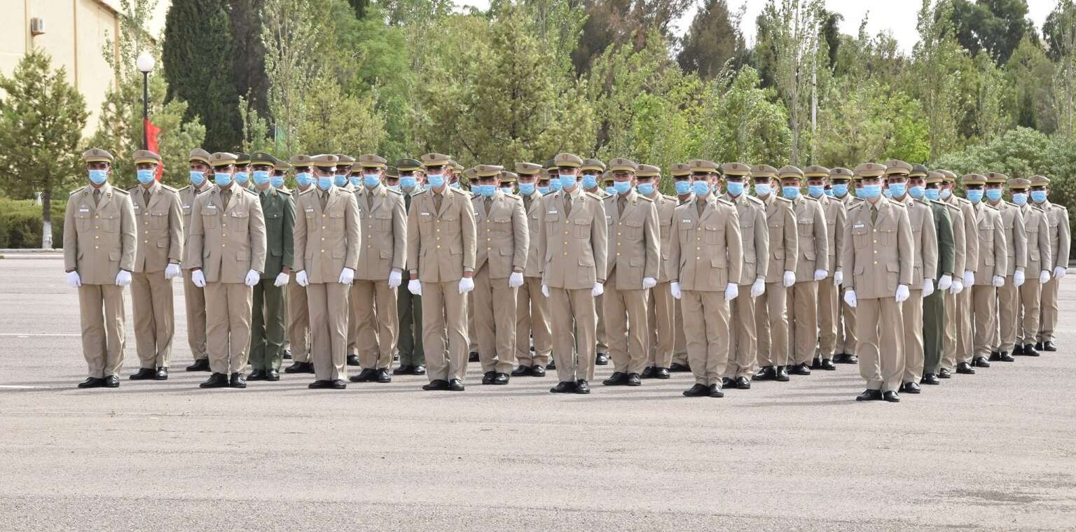 تخرج الدفعة العشرين للطلبة الضباط العاملين بالمدرسة الوطنية التحضيرية لدراسات مهندس باجي مختار برويبة