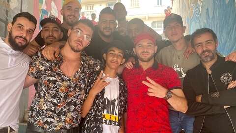 ” روما” ديو غنائي يجمع الجزائري شمسو فريكلان والتونسي سانفارا