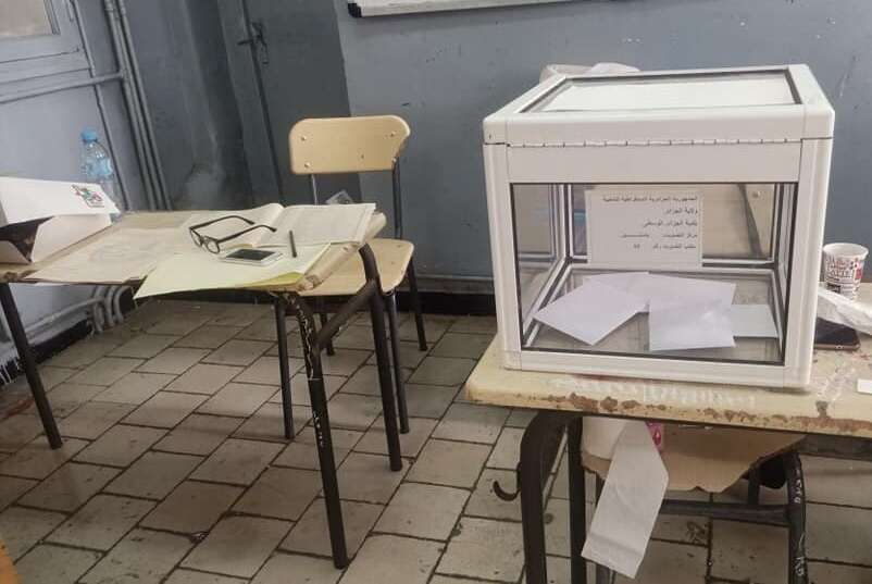 إيداع سبعة أشخاص الحبس المؤقت بالمسيلة لتورطهم في تزوير التشريعيات
