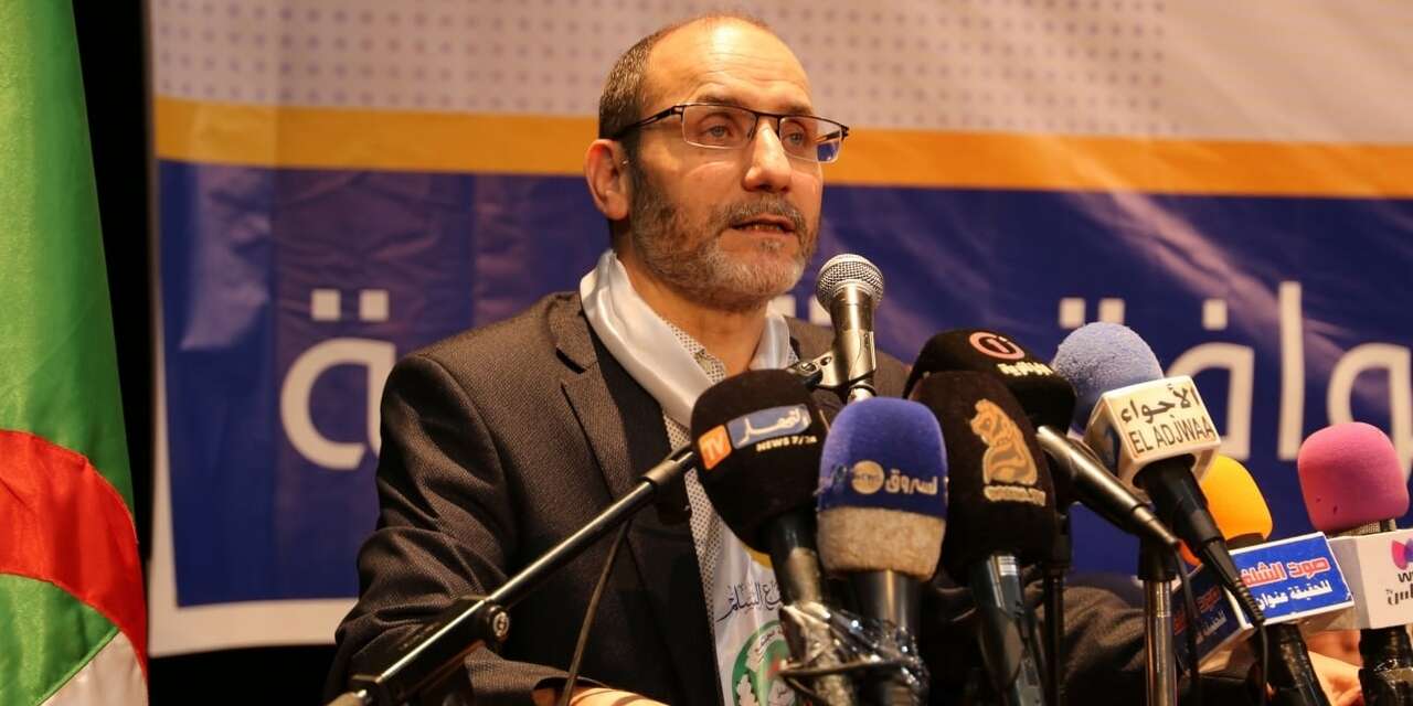 مقري يدعو الى تحسين مناخ الأعمال لبناء اقتصاد قوي