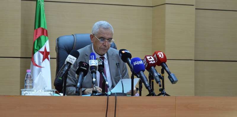 وزير العدل يعزي في وفاة رئيس مجلس قضاء المدية