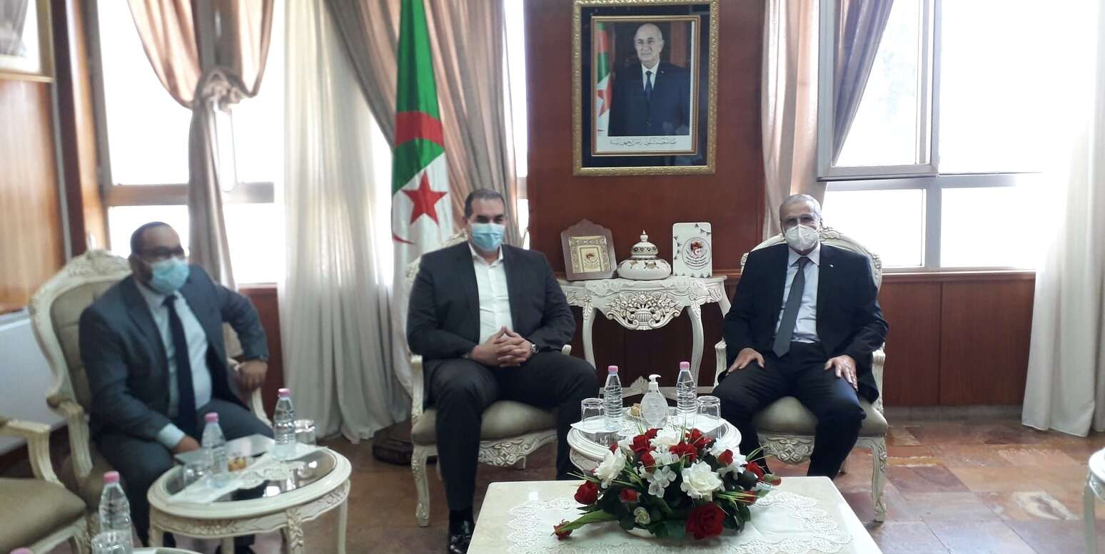بن زيان يبحث مع أرباب العمل سبل تعزيز آفاق التعاون