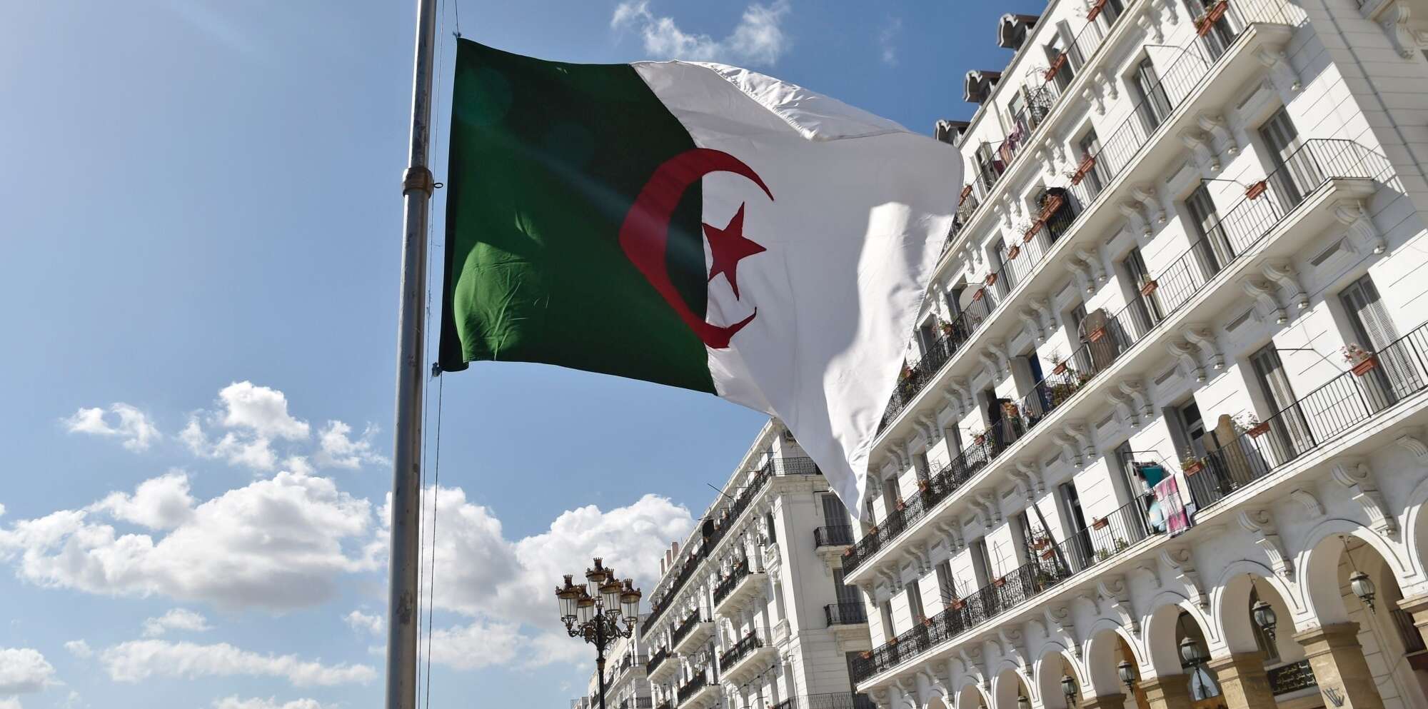 أحزاب ومنظمات وطنية تندد بشدة بادعاءات المغرب حول “حق مزعوم لتقرير مصير شعب القبائل”