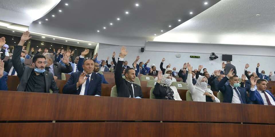 المجلس الشعبي الوطني يصادق على قائمة نواب الرئيس
