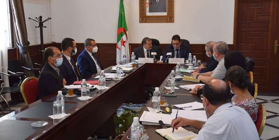 رزيق وحمداني يناقشان الملفات المشتركة بين القطاعين  